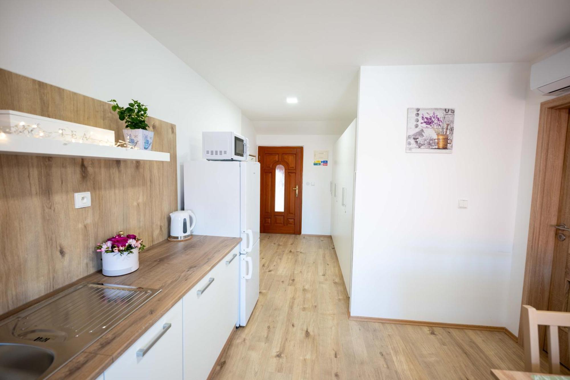 Papi Apartman Valtice Exteriör bild